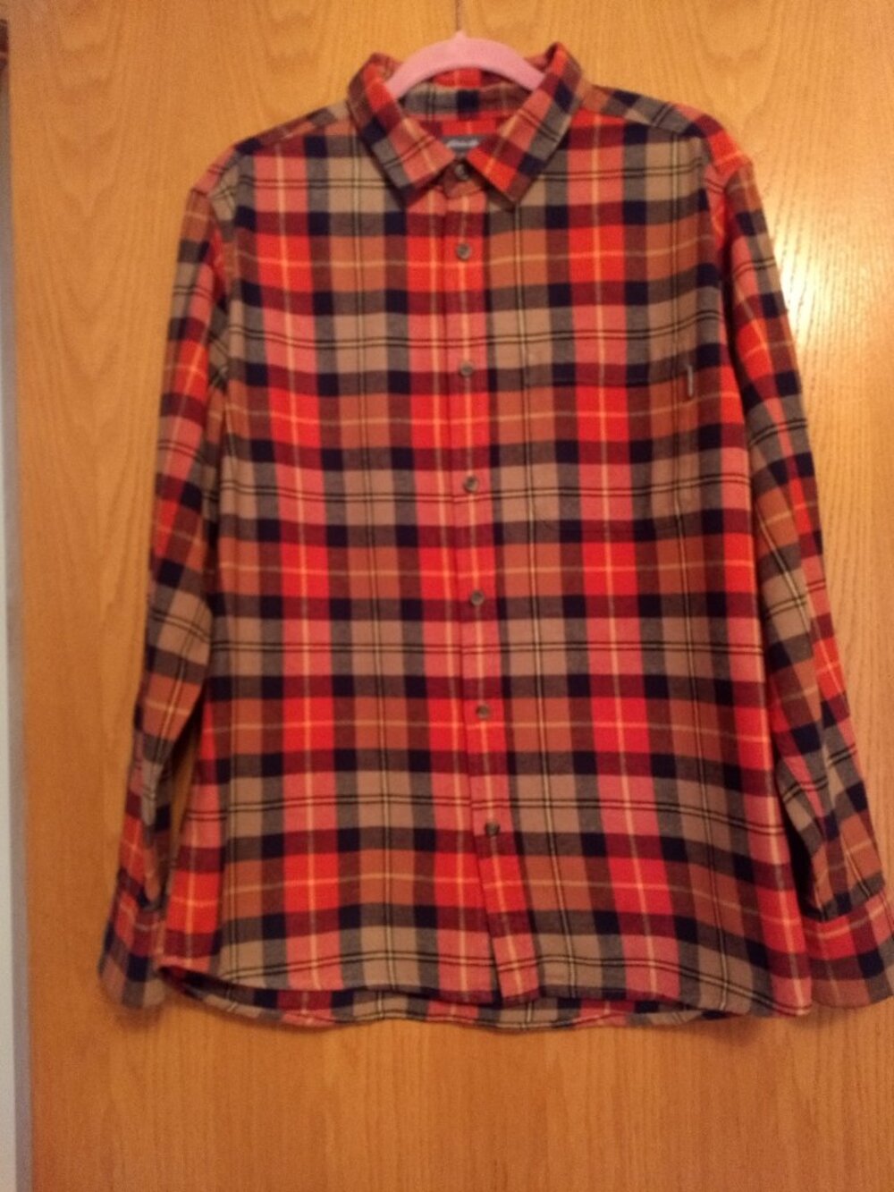 Eddie Bauer Men’s L Relaxed Fit Eddie’s Favorite Flannel Shirt Plaid